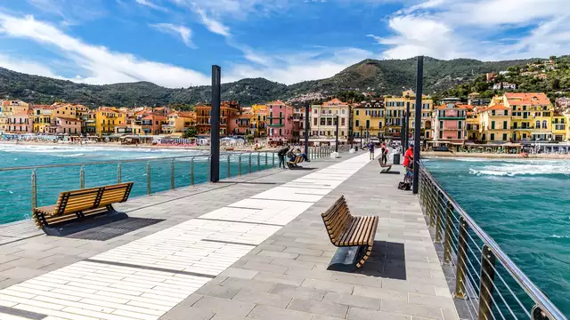 Vacaciones para familias cerca del mar en Alassio