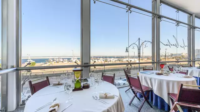 Vacaciones en Gallipoli, Apulia! Hotel frente al mar con desayuno incluido
