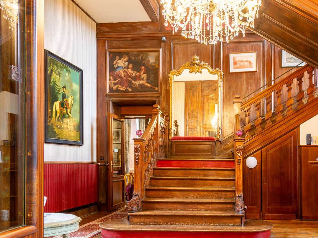 Séjour dans un chateau et découverte du zoo et jardins de la la Bourbansais - 4* - 3