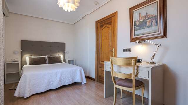 chambre double supérieure vue ville