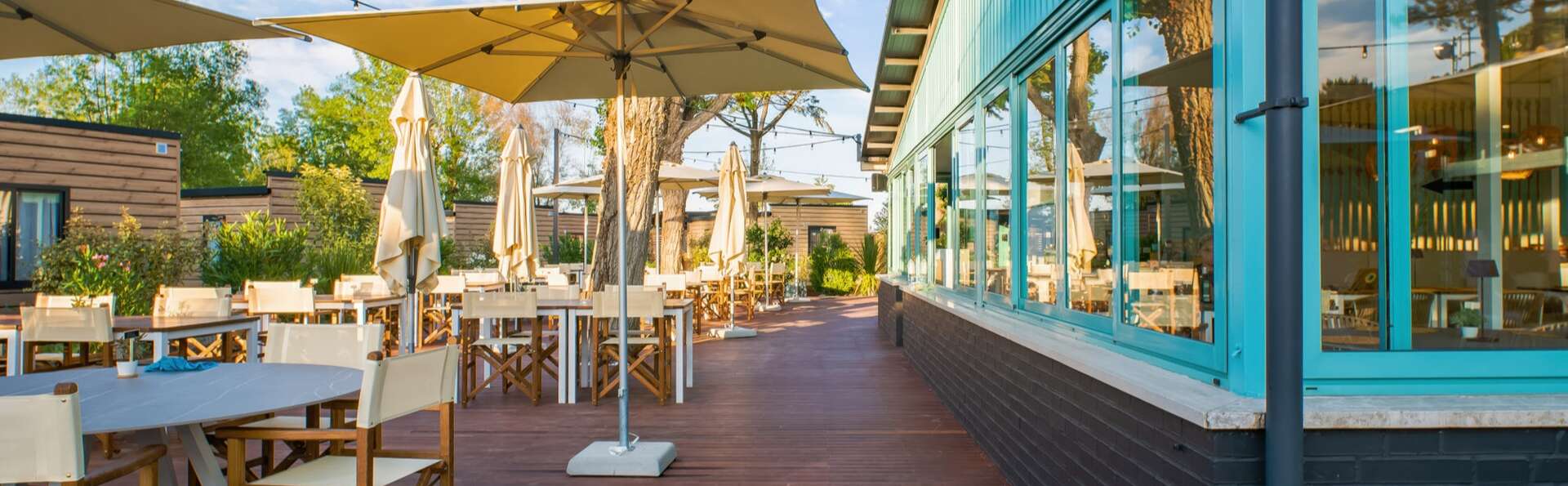 Week-end à Milano Marittima dans un mobil-home avec petit-déjeuner, piscine et plage privée
