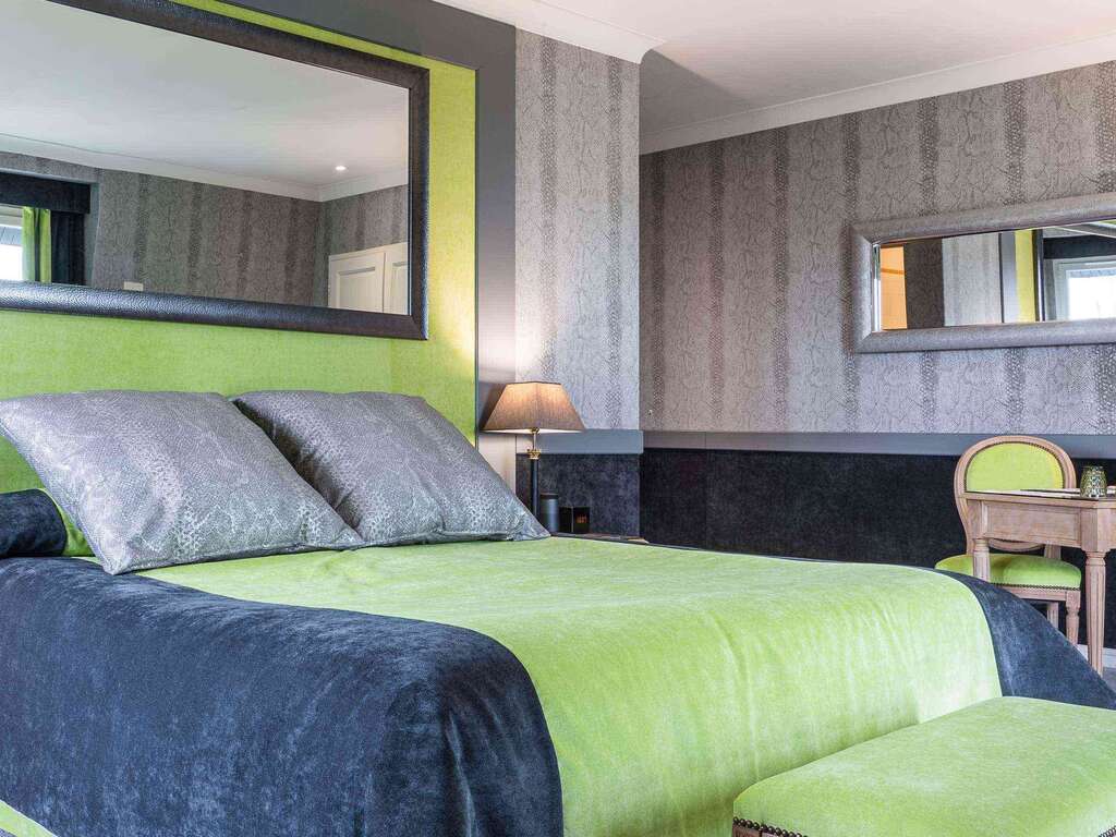 Vacances entre Honfleur et Deauville avec soin et dîner - 4* - 24