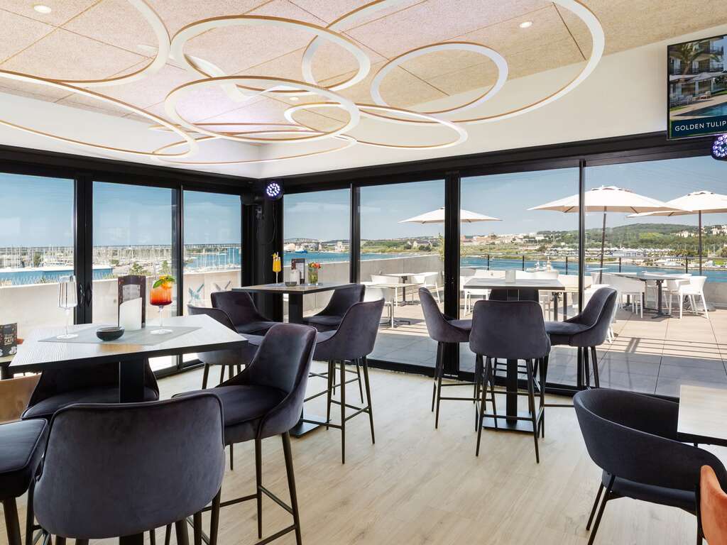 Découvrez la Venise provençale à 30 mnutes de Marseille - 4* - 6