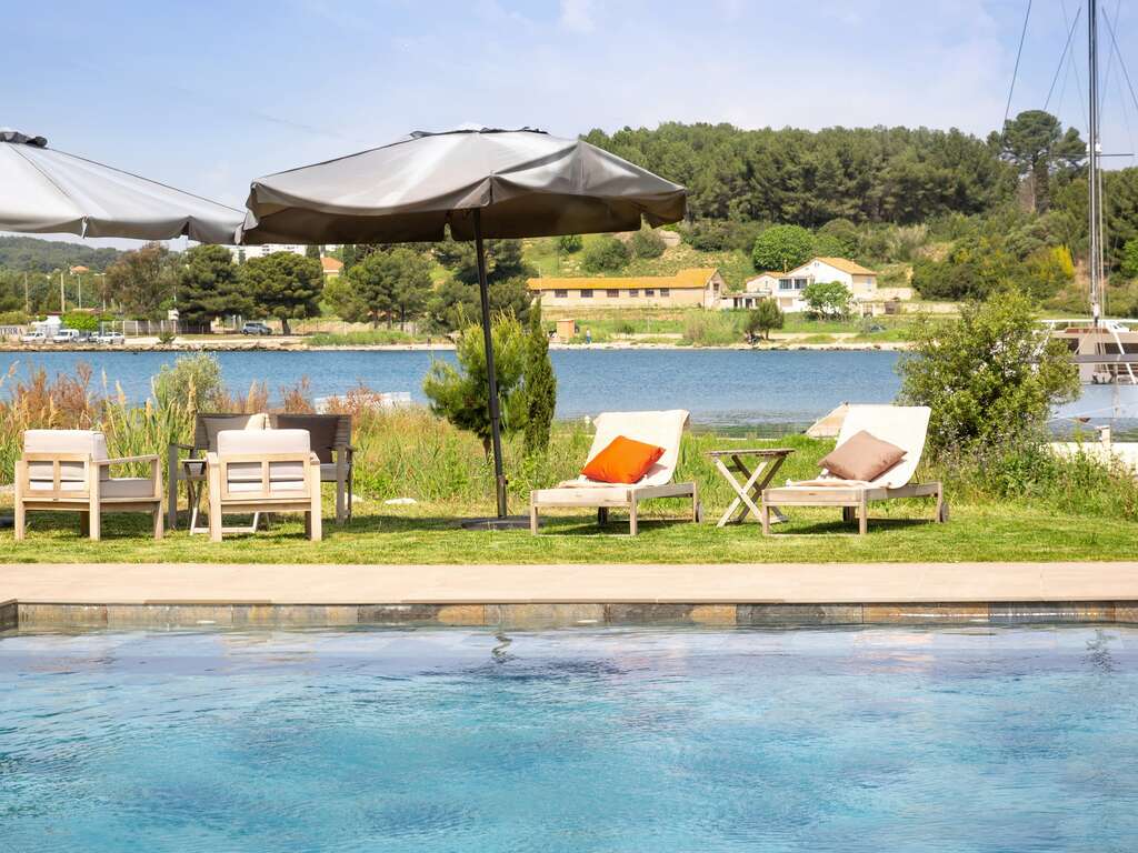 Découvrez la Venise provençale à 30 mnutes de Marseille - 4* - 2