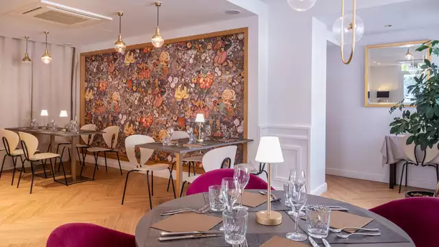 Dîner bistrot et accès à l'espace détente dans un élégant hôtel 4 étoiles à proximité de Saint-Malo