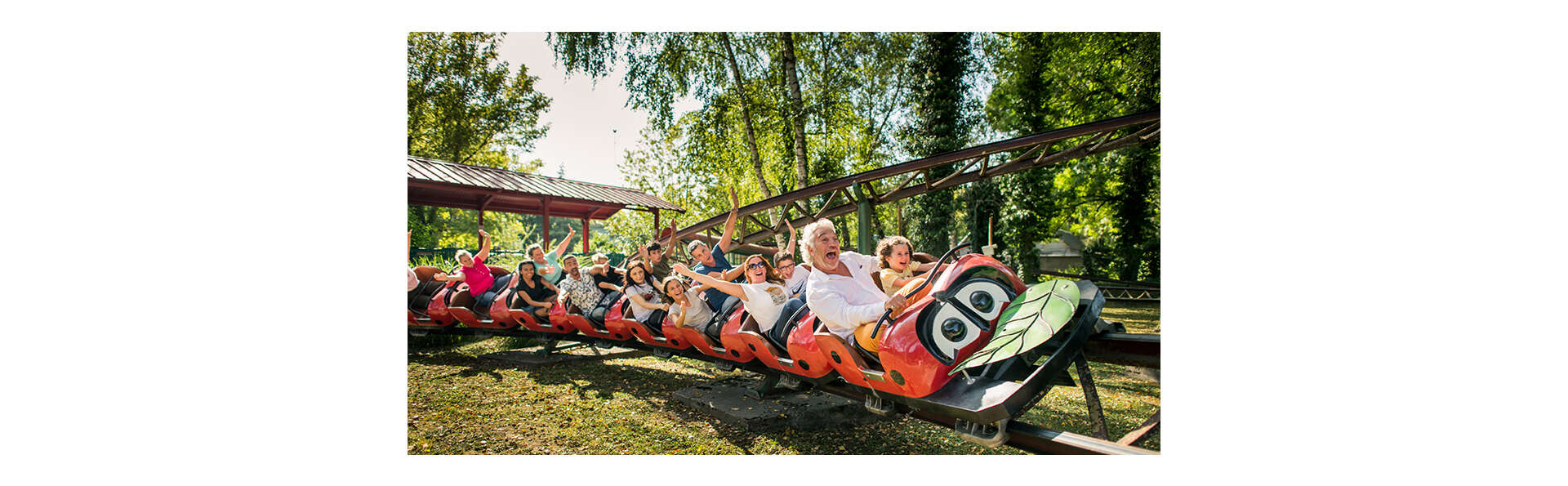 Entrées à Walibi Rhône-Alpes et nuit près du Lac du Bourget