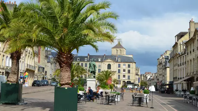 Soggiorno nel centro della città di Caen.