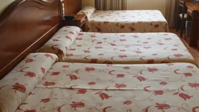 Escapada en habitación triple por Hellín con desayuno y parking incluido