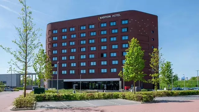 Scopri il centro storico di Amersfoort e goditi un pernottamento confortevole