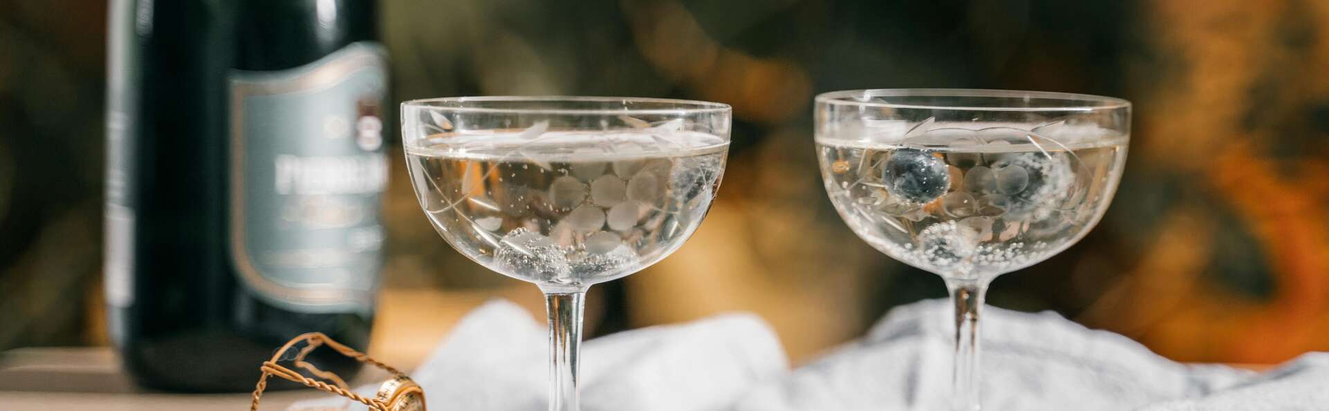 Escapade romantique à Bordeaux avec champagne, spa et pétale de rose