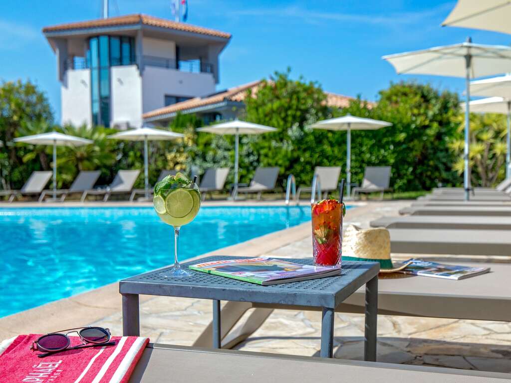 Séjour avec vue mer, sauna et dîner à Saint-Raphaël - 4* - 5