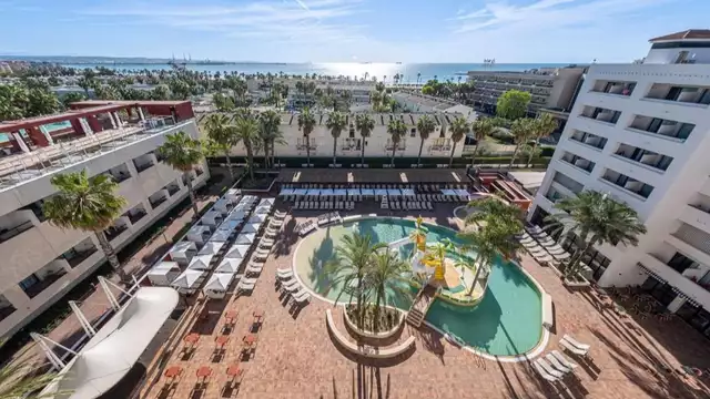 Vacances pour les familles en pension complète sur la Costa Dorada
