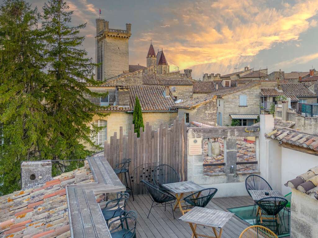 Séjour au coeur d'Uzès dans un cadre d'exception - 4* - 6