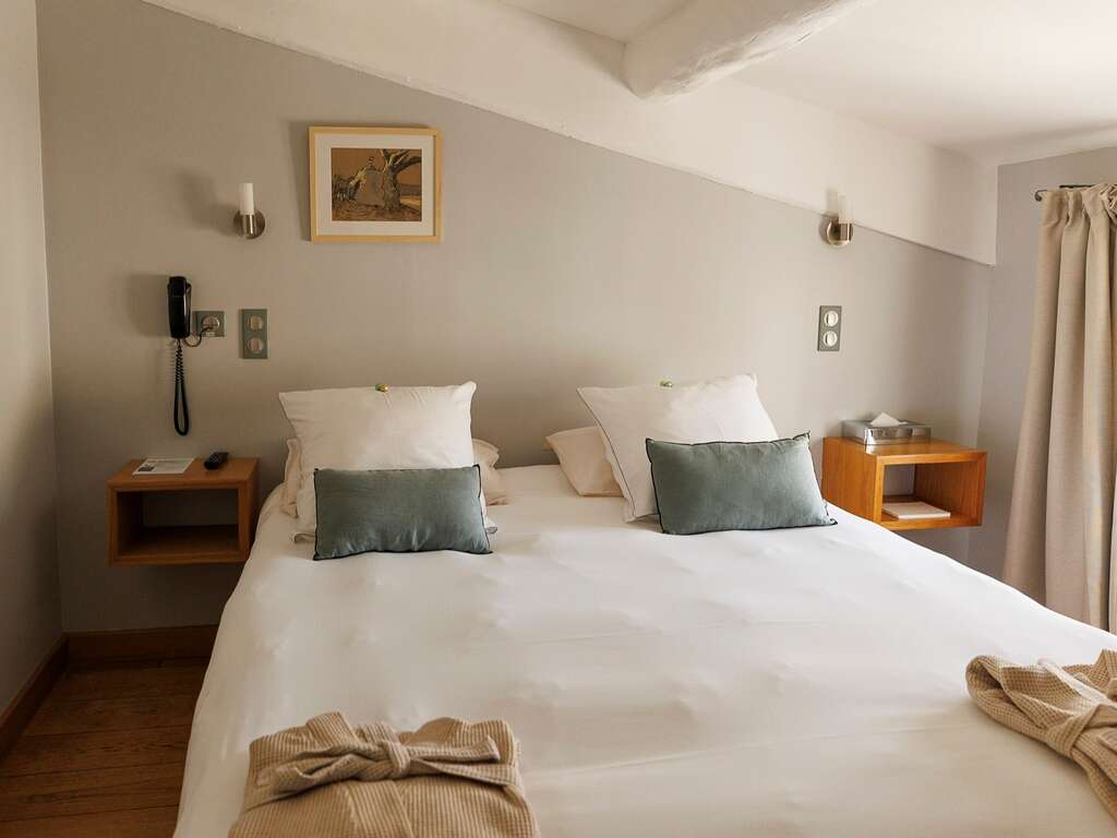 Séjour au coeur d'Uzès dans un cadre d'exception - 4* - 14