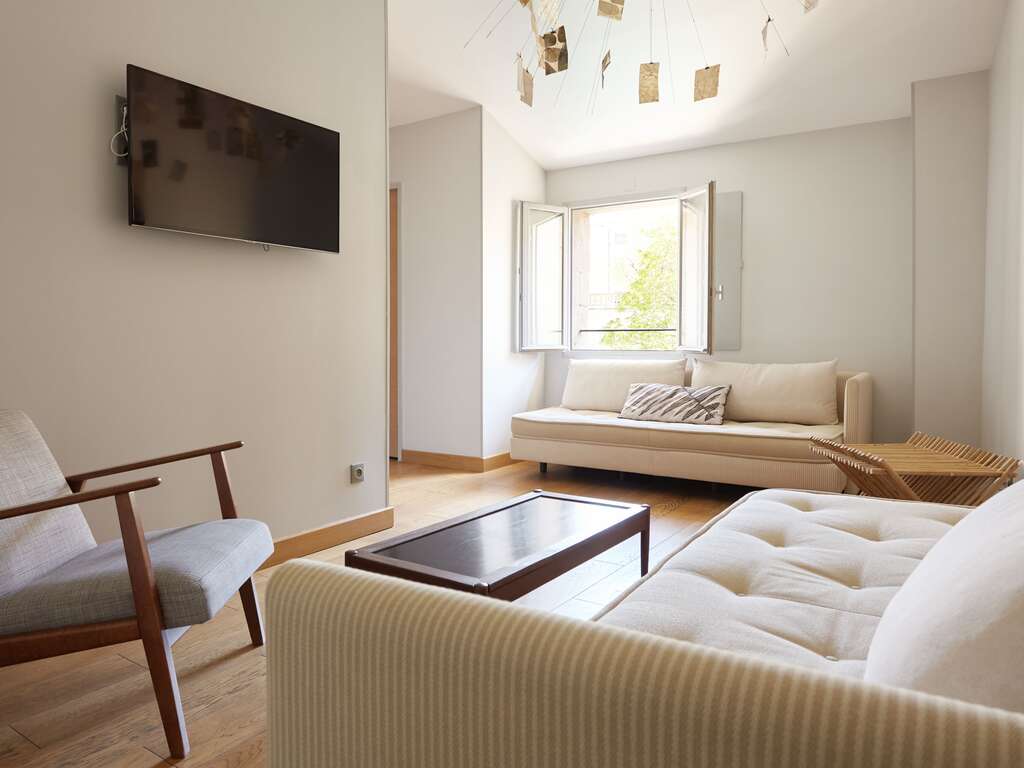 Séjour cocooning en suite famille deluxe avec vue sur la piscine - 4* - 18