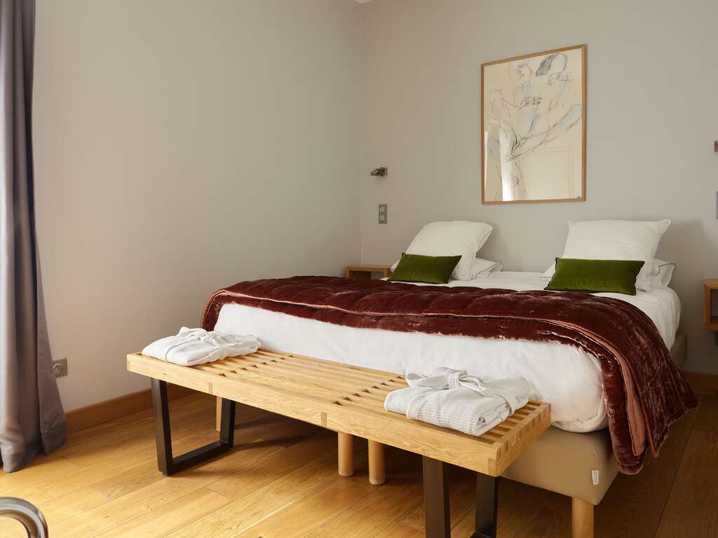 Séjour cocooning en suite famille deluxe avec vue sur la piscine - 4* - 16