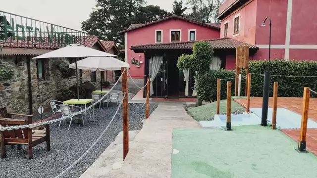 Découvrez Cudillero dans une chambre avec baignoire d'hydromassage.