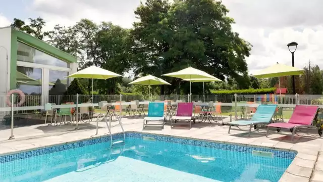 Escapade aux portes de Lille avec acces piscine