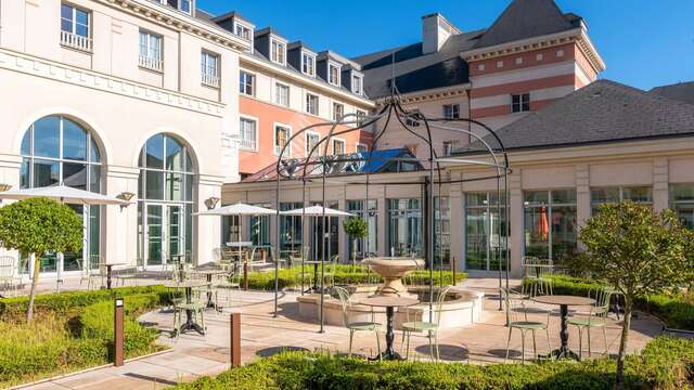 Dream Castle Hotel