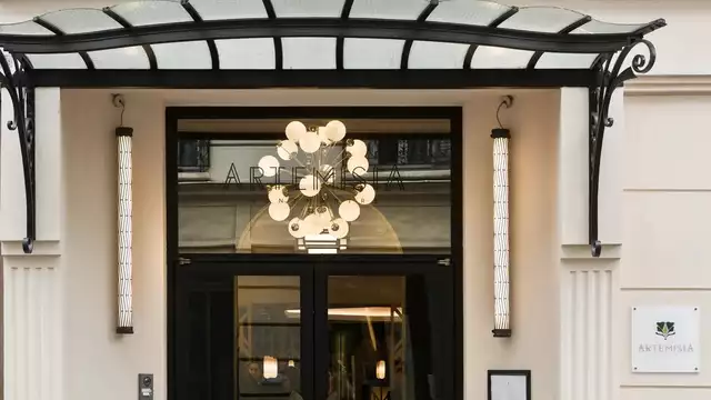 Art Deco adres met privé jacuzzi vanuit Montmartre.