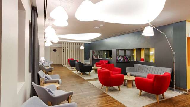 Kyriad Prestige Pau - Palais des Sports