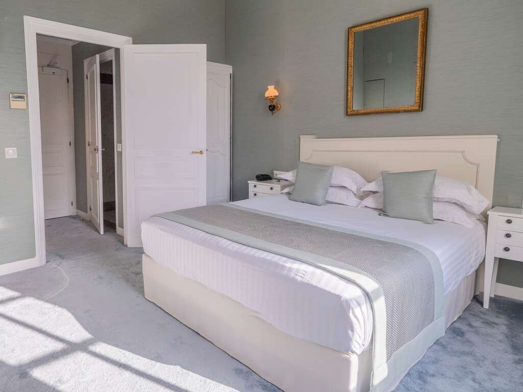 Séjour détente avec soin dans un château luxueux - 5* - 33