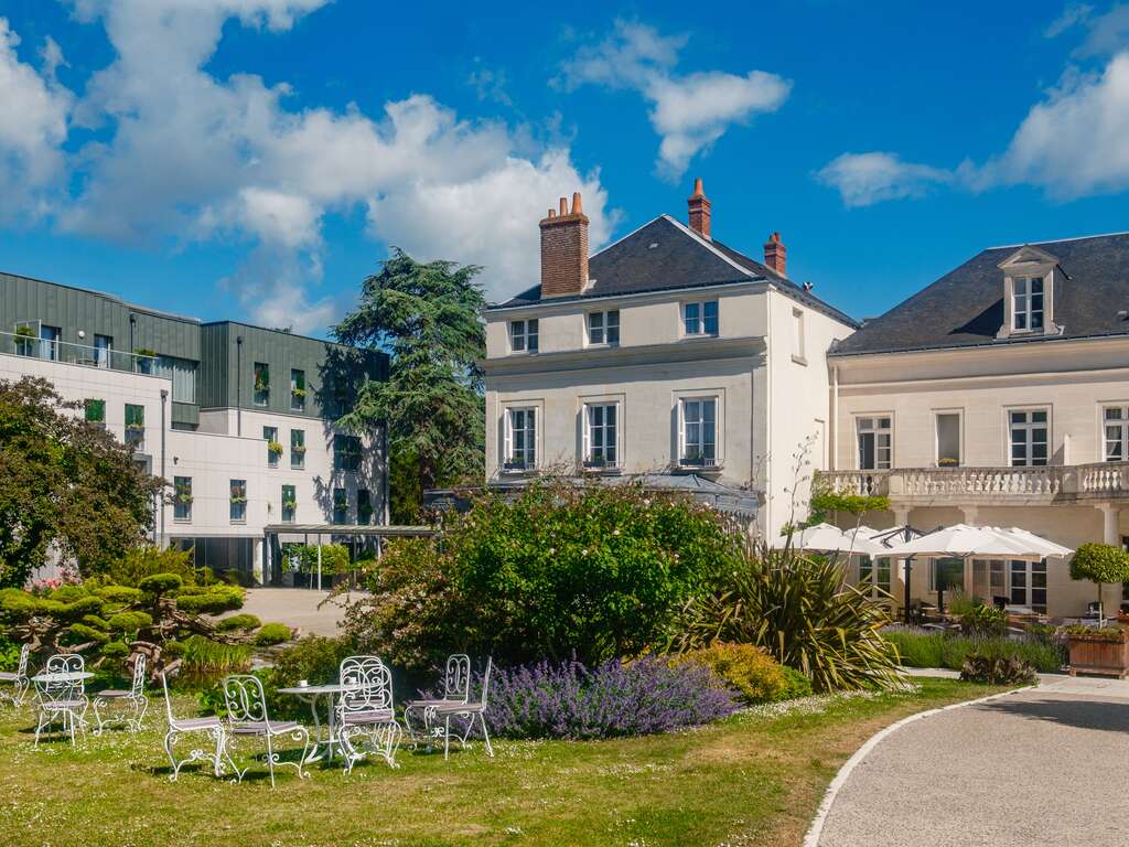 Week-end en plein coeur de Tours avec visite du château de Chenonceau - 4* - 30