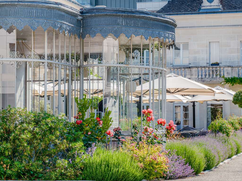 Week-end en plein coeur de Tours avec visite du château de Chenonceau - 4* - 5