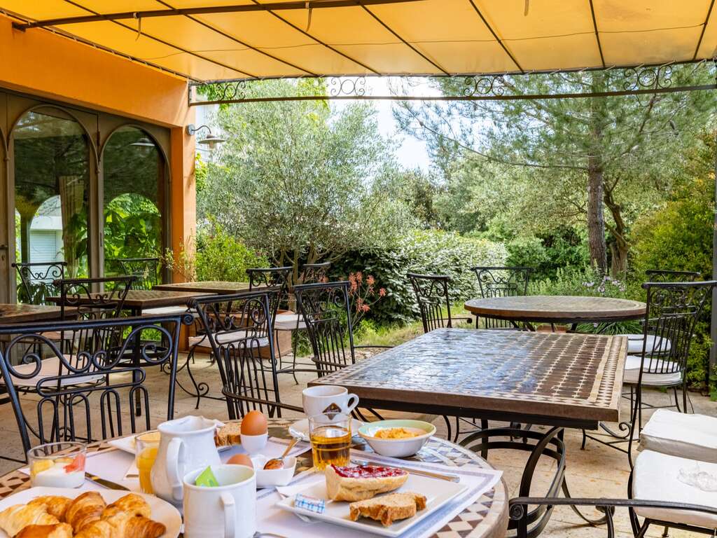 Séjournez au vert et visitez le pont du Gard - 3* - image 7