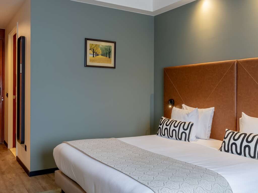 Profitez d'un moment romantique dans le pittoresque Delft avec visite du Keukenhof - 4* - 13