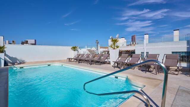 Hotel Becquer