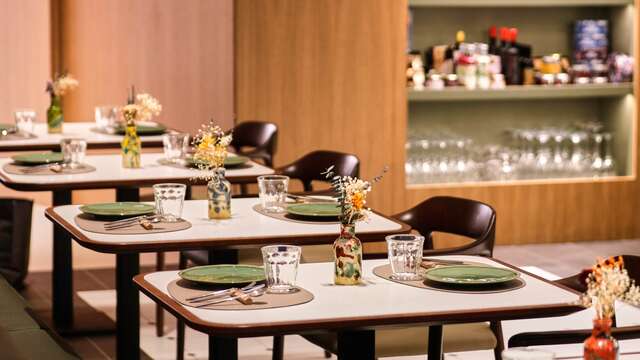 Hotel Becquer