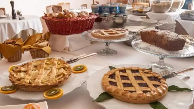 Weekend in Toscana con aperitivo regionale e mezza pensione