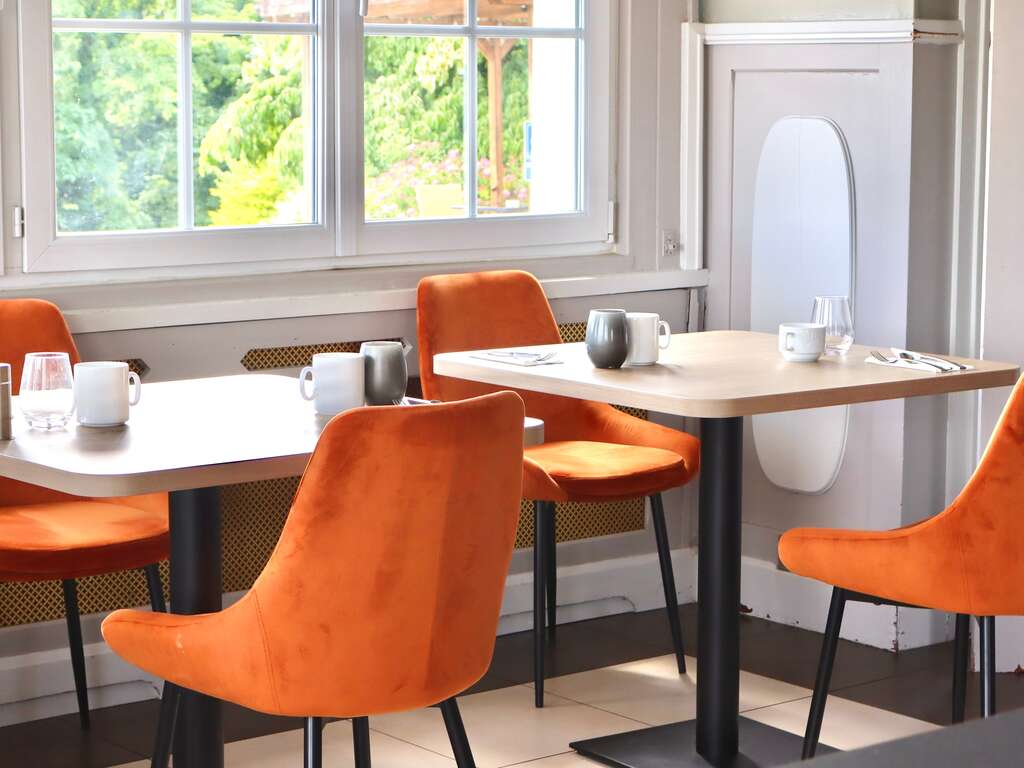 Séjour en chambre supérieure, à 1 heure de Paris - 4* - 9