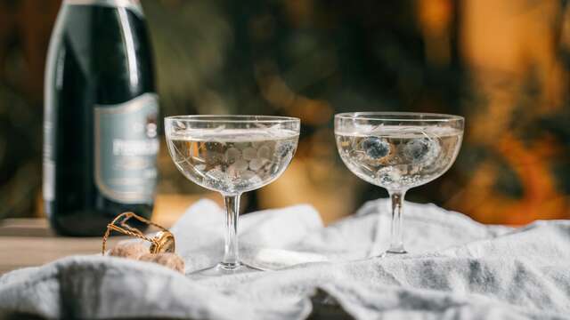 Glaasje champagne voor 2 volwassenen