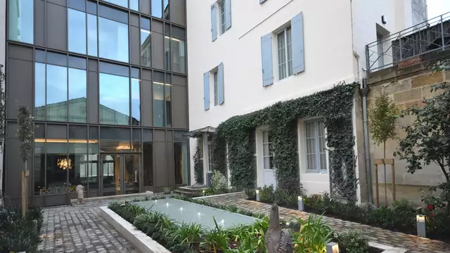 Geniet van een unieke suite-ervaring in het hart van Bordeaux.