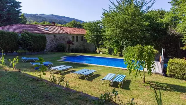Escapada con cena gastronómica en un pazo rural gallego del siglo XVII