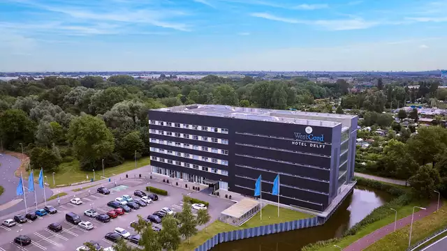 Alojarse en el WestCord Hotel Delft con estilo IKEA y un toque de azul de Delft