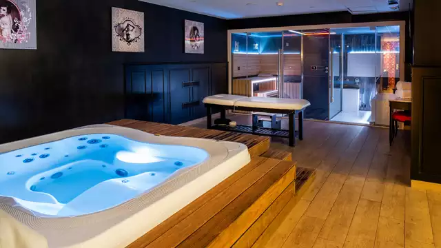 Luxe hotel met privétoegang tot de Nuxe spa in Lourdes