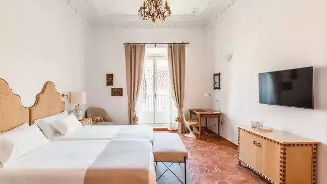 Uitstapje in het centrum van Cáceres met ontbijt inbegrepen en cava