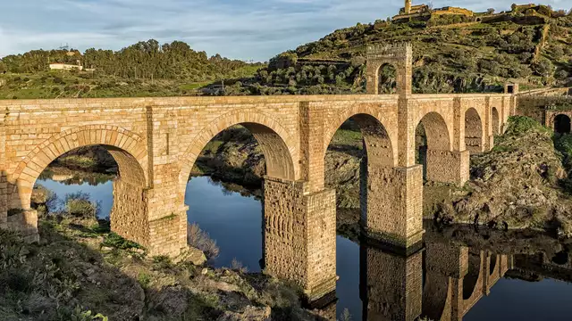 Séjour dans le centre de Cáceres avec du cava