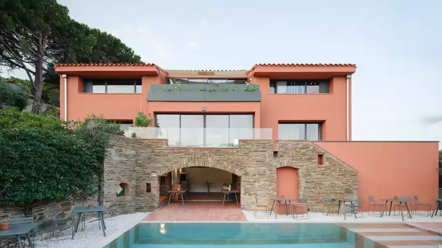 Un'oasi di benessere con trattamenti e spa a Collioure