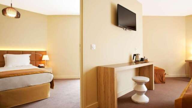 Golden Tulip Avignon Le Paradou