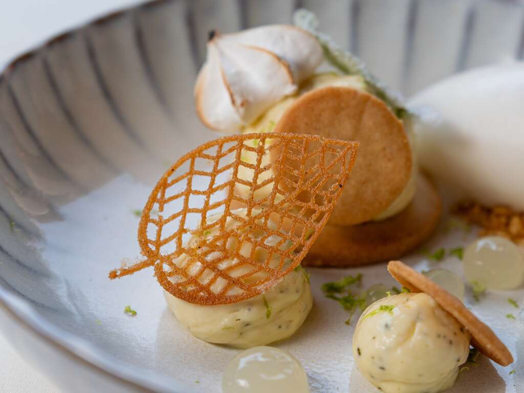 Escapade en chambre deluxe dans une bastide du XIVe siècle - 5* - 14