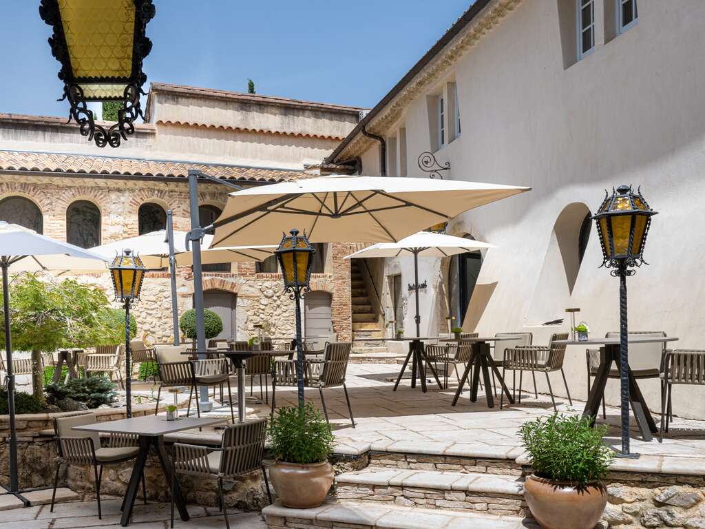 Escapade en chambre deluxe dans une bastide du XIVe siècle - 5* - 7