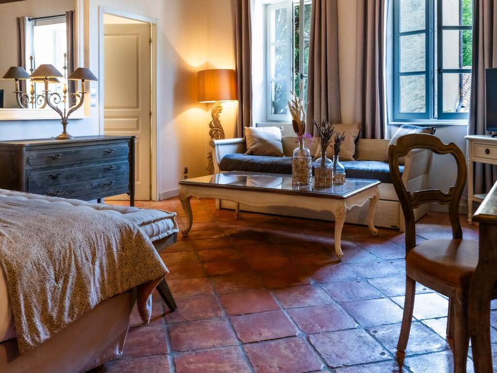 Fugue exclusive en chambre privilège dans un hôtel 5* - 5* - 1