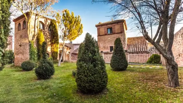 Estancia romántica en Sigüenza con desayuno y cava incluido