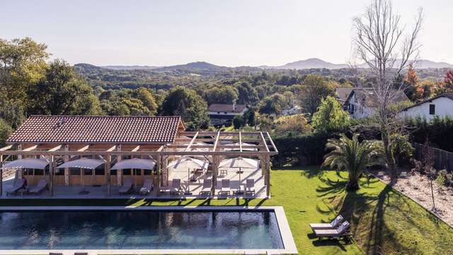 Escapada con spa en el corazón del verde País Vasco, a 15 minutos de Biarritz