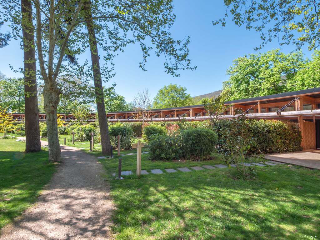 Séjour en appartement avec bains à remous privé, à 1h30 de Montpellier et Rodez - 4* - 5