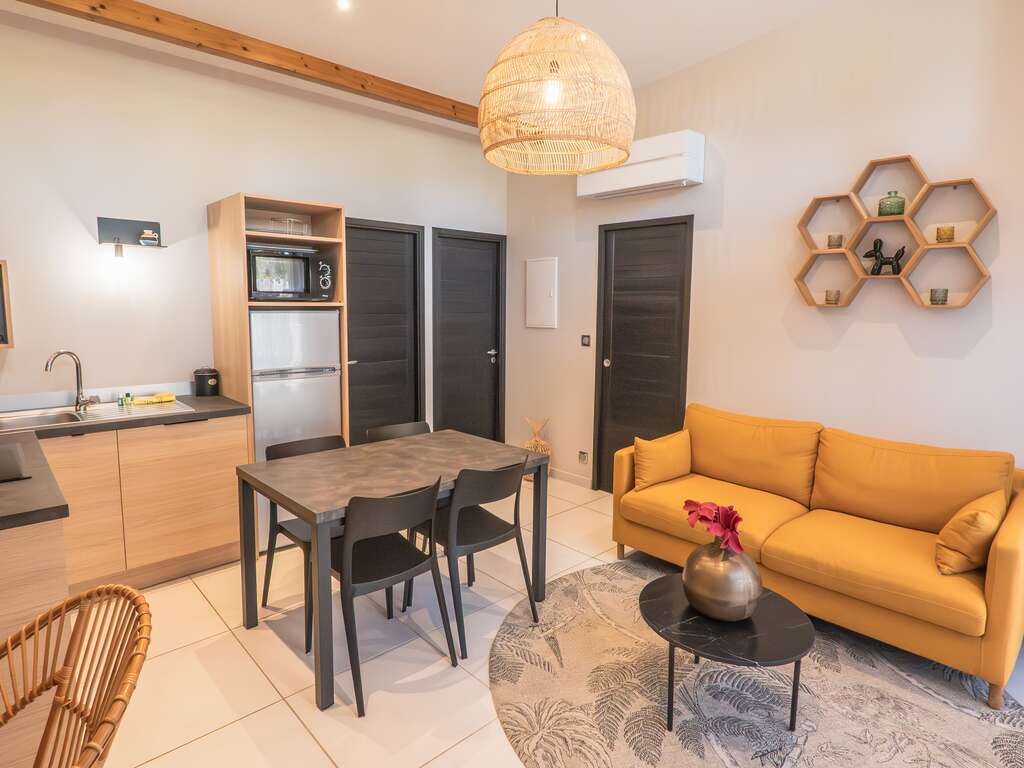 Séjour en appartement avec bains à remous privé, à 1h30 de Montpellier et Rodez - 4* - 20